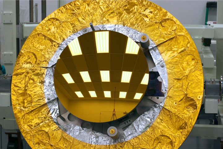 gold-coated primary mirror EDU